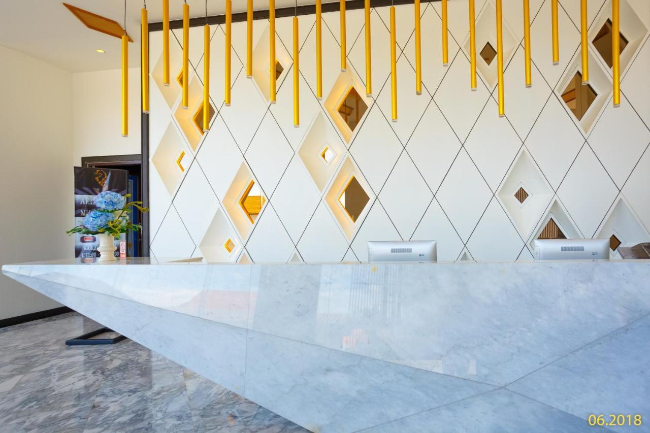 The Aristo Beach By Holy Cow 212 Phuket Extérieur photo