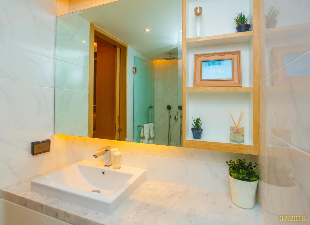 The Aristo Beach By Holy Cow 212 Phuket Extérieur photo