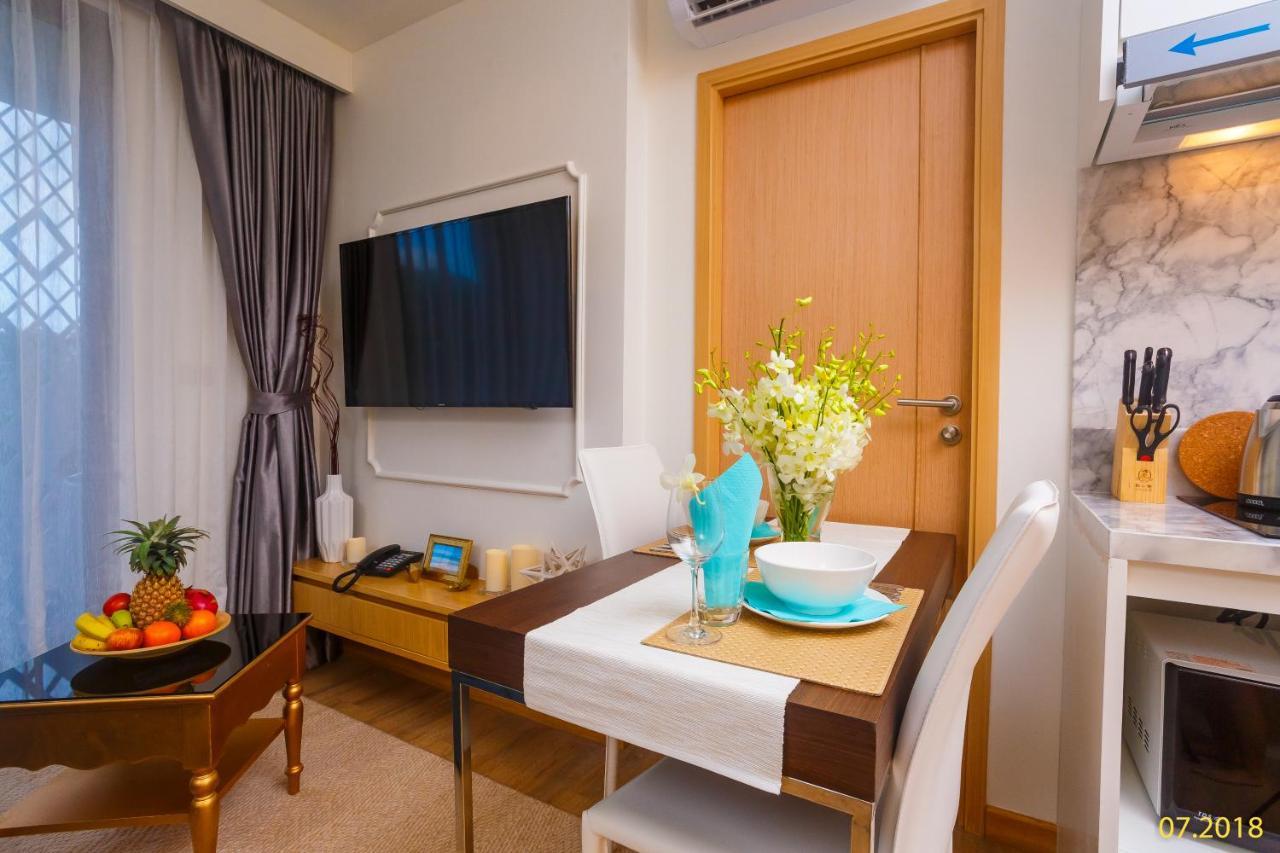 The Aristo Beach By Holy Cow 212 Phuket Extérieur photo
